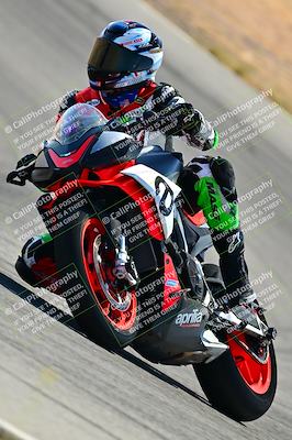 media/May-31-2025-Classic Track Day (Sat) [[da23ab3028]]/Group A/Session 2 (Turns 1 and 3)/